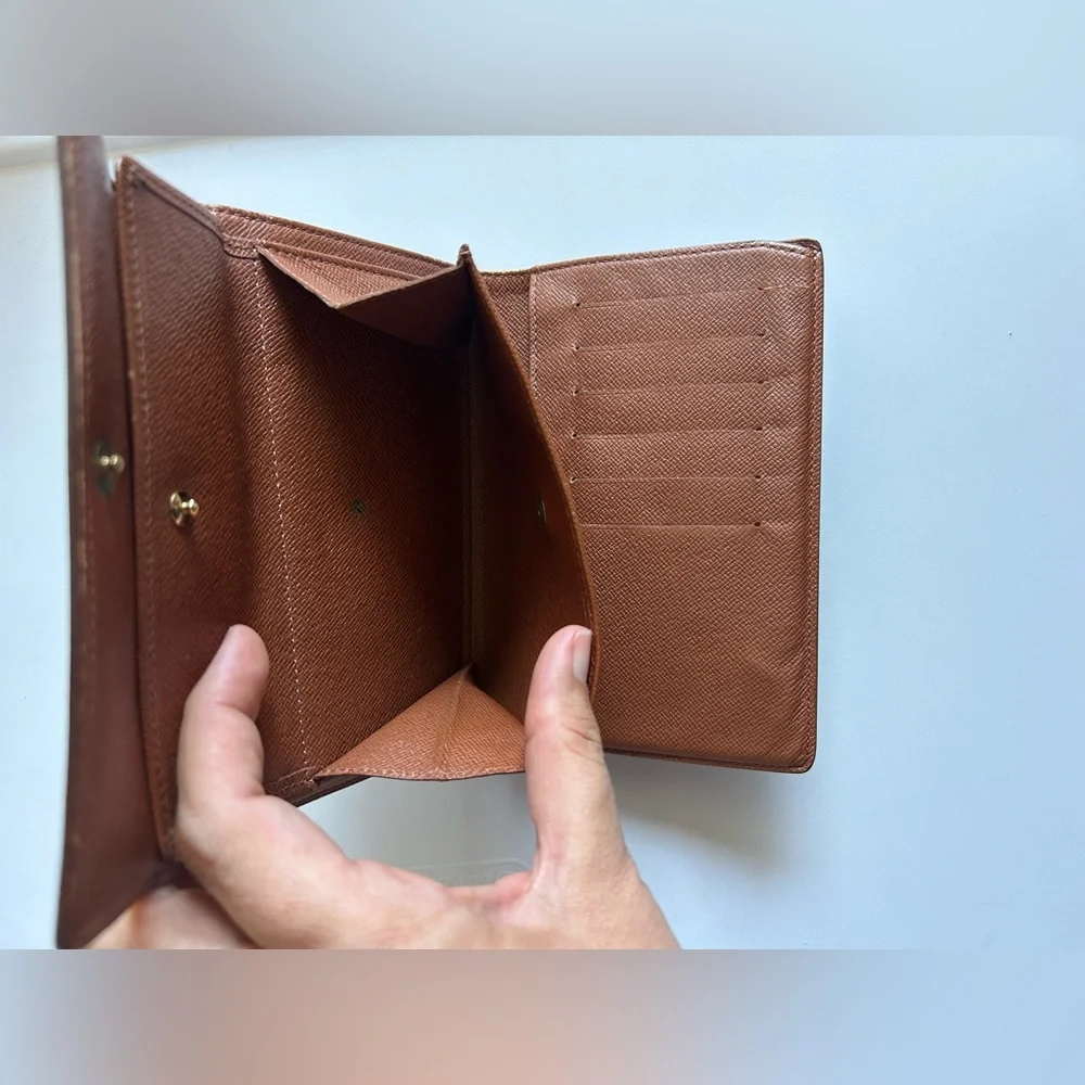 Authentic LV Wallet